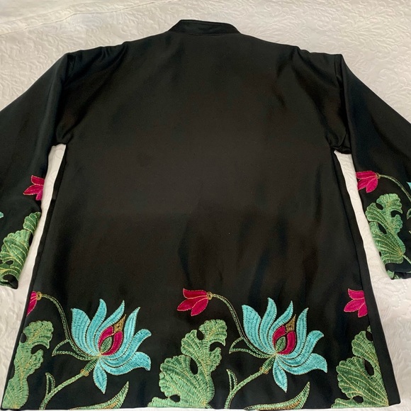 ALBERT CAPRARO Vintage 70’s Embroidered Blazer / Jacket with a Wide Sleeve. - Picture 10 of 10